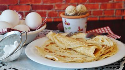 Crêpes en salsa de caramelo