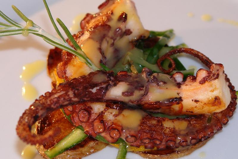 Pulpo al fuego del tequila