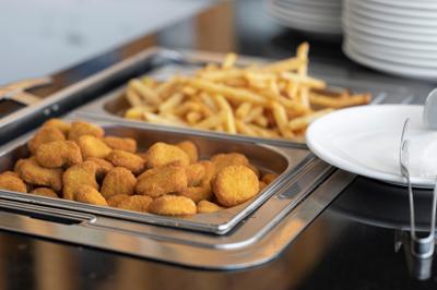 Nuggets kronch (9 uds) + papas y bebida
