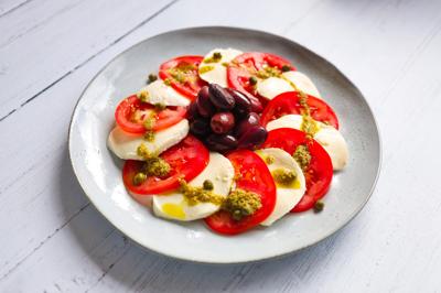 Caprese Salad with Prosciutto