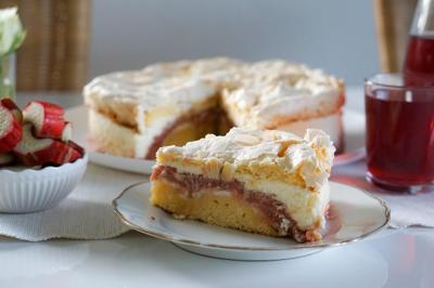 Pastel de ruibarbo