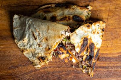 Quesadilla Mixta