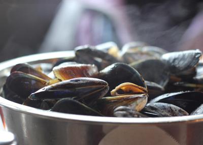 Garlic Steamed Mussel