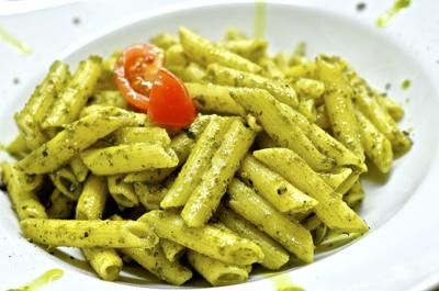 POLLO & PASTA