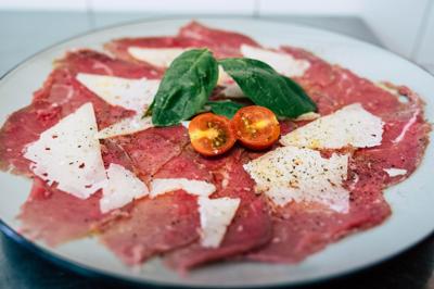 Wagyu Carpaccio "Milanesa"